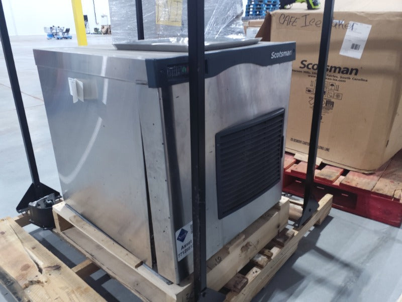 Scotsman Ice Machine (1)  - Load #309374