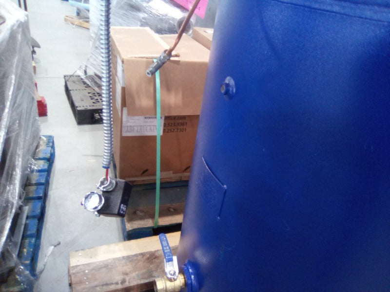 Quincy Air Compressor (1)  - Load #256146